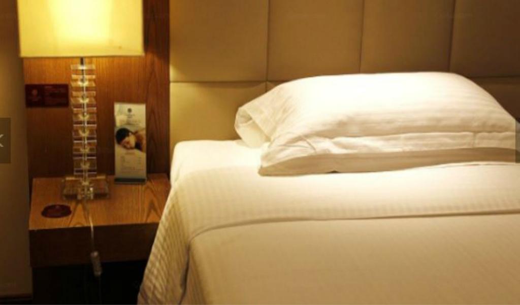 Plaza Hotel Beijing Luaran gambar